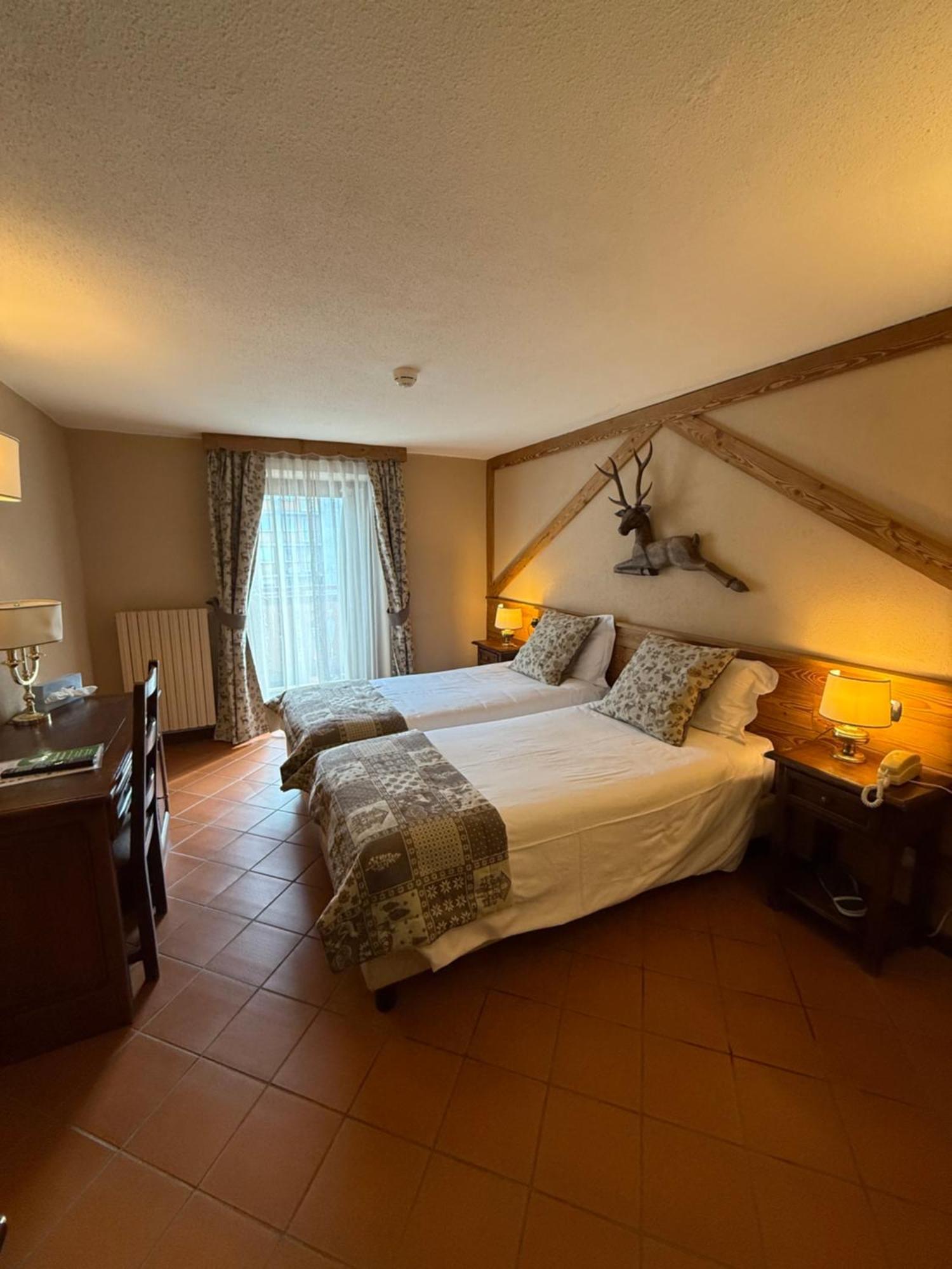 Hotel Jumeaux Breuil-Cervinia Eksteriør billede