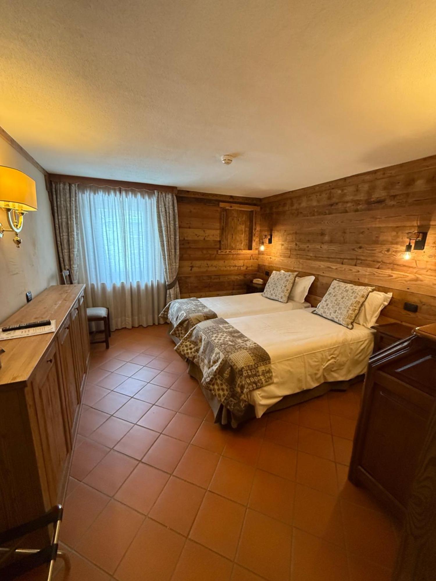 Hotel Jumeaux Breuil-Cervinia Eksteriør billede