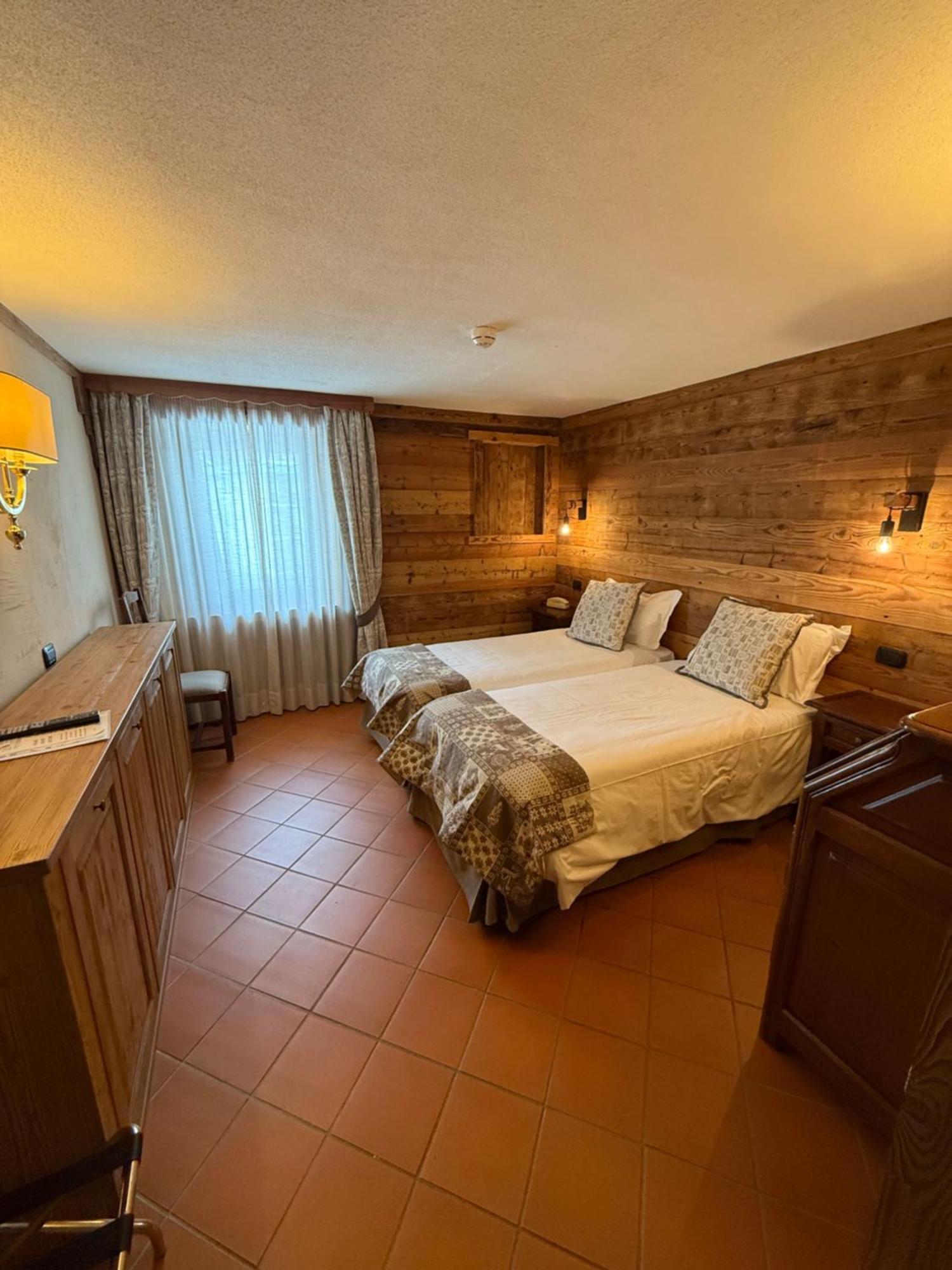 Hotel Jumeaux Breuil-Cervinia Eksteriør billede