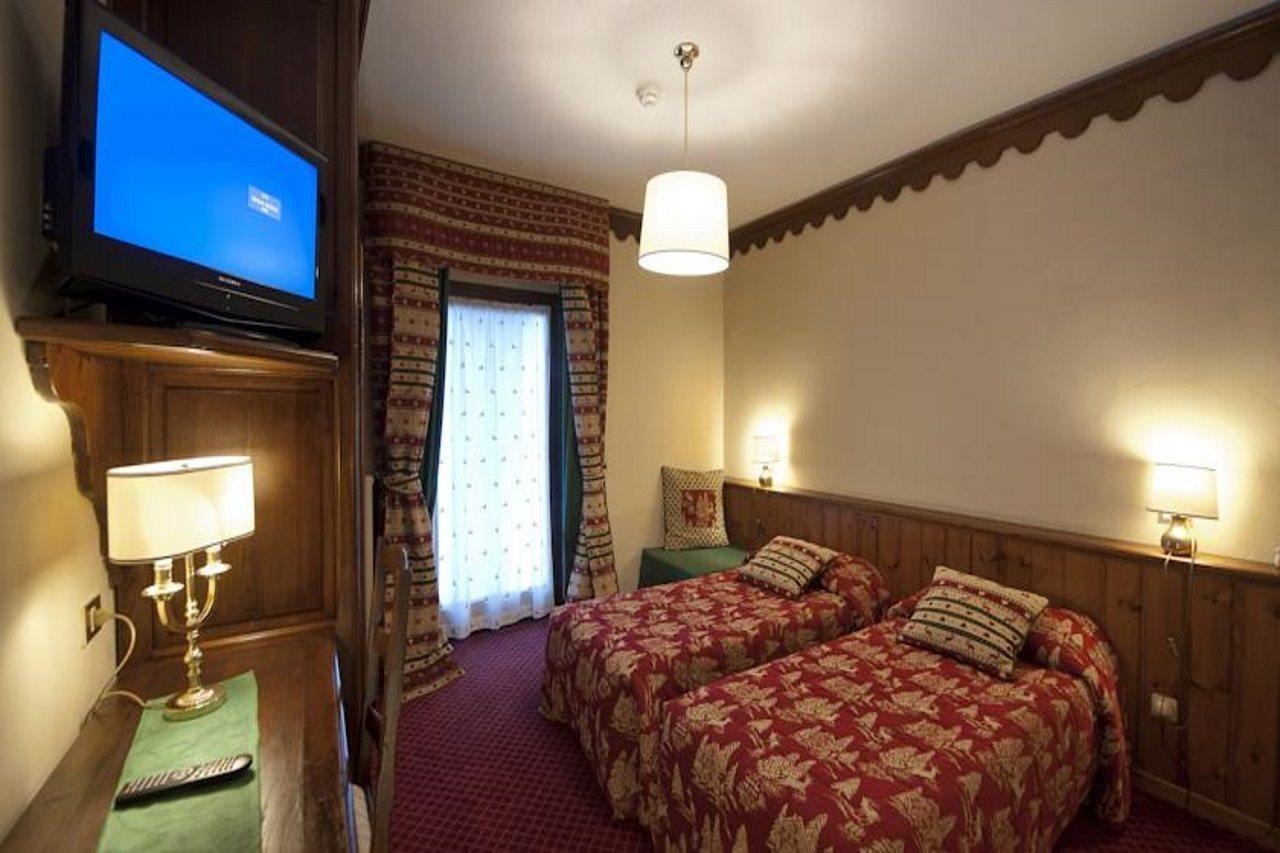 Hotel Jumeaux Breuil-Cervinia Eksteriør billede