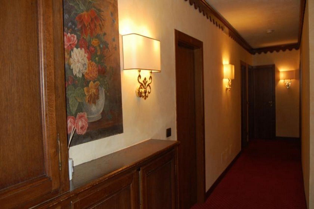Hotel Jumeaux Breuil-Cervinia Eksteriør billede